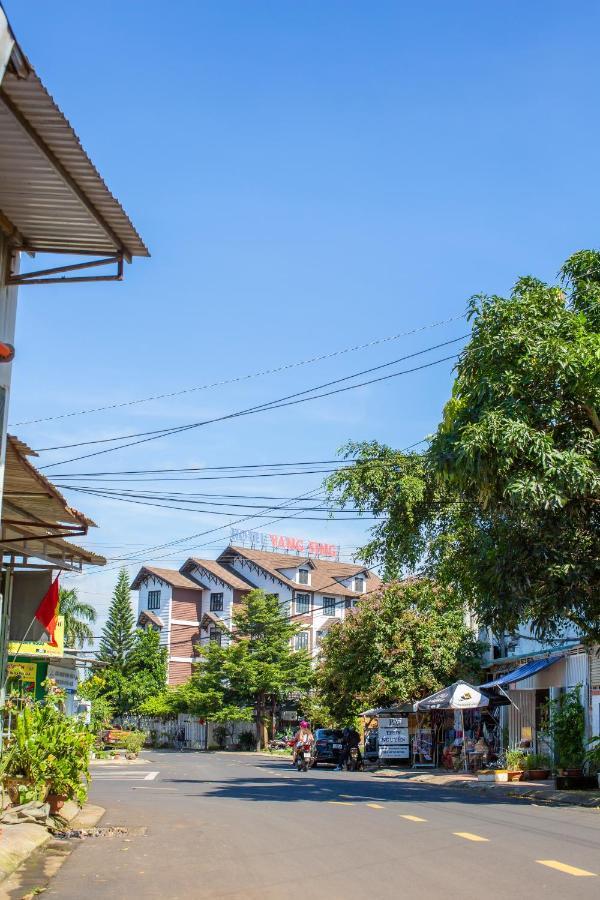 Yangsinghotel Buon Ko Sir Esterno foto