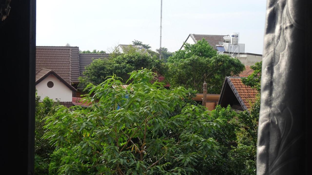 Yangsinghotel Buon Ko Sir Esterno foto