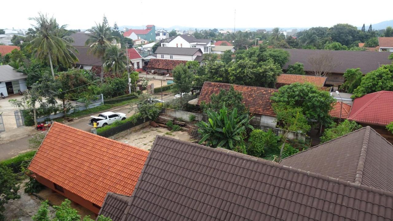 Yangsinghotel Buon Ko Sir Esterno foto